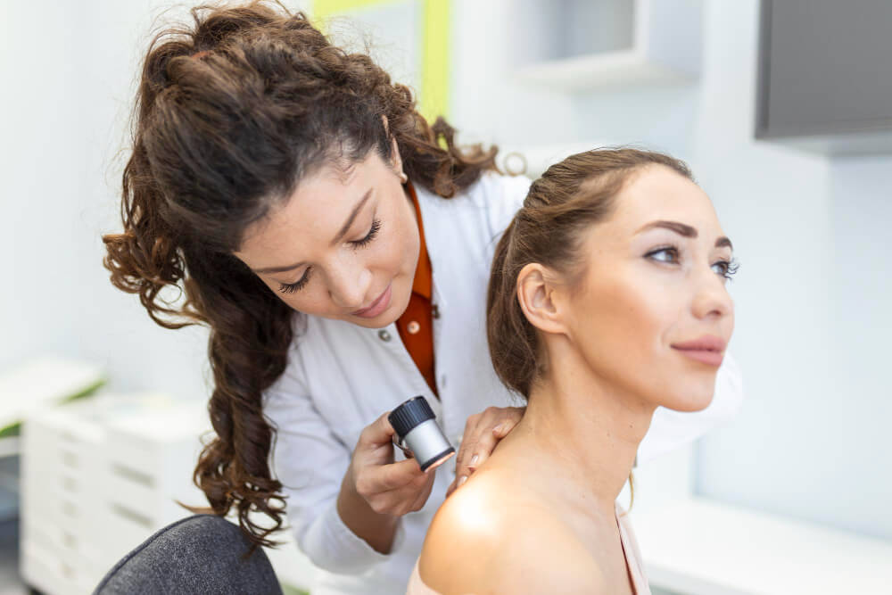 Dermka Clinik, référence canadienne en soins esthétiques et traitements de cryolipolyse